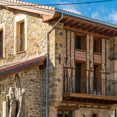Casucas De Somavia *